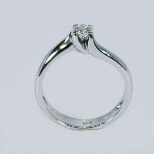 Comete Anello Diamante Solitario ANB408  oro bianco 18 kt