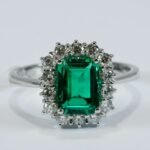 Anello Smeraldo Ct 1,32 Brillanti oro Bianco Ct 0,50 18kt Cestino ANCONTRETS14P - immagine 6