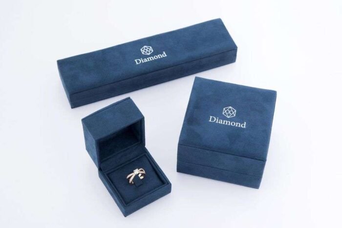 XDIAMOND Anello Trilogy  Oro 9kt  diamanti Lab Grown LXD00AN008R4BI030 - immagine 2