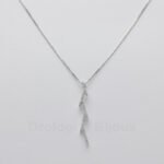 Collana girocollo in oro bianco con diamanti