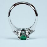 Anello Smeraldo Diamanti Lab Grown World Diamond Group oro 18 kt XDIAMOND LXDACL113DSR97 - immagine 4